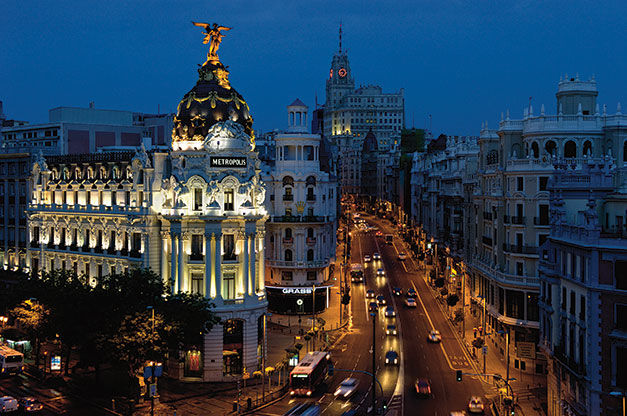 World's Top 10 Destinations for Shopping